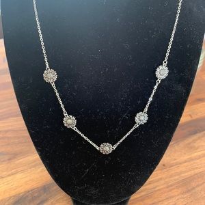 5 mini sunflower necklace 🌻
